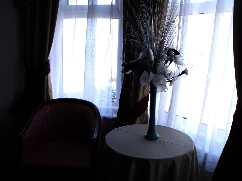 The Derby Hotel Blackpool Camera foto